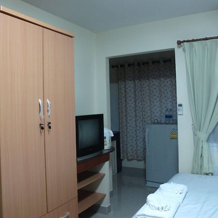 M&J House Hotel Csiangraj Kültér fotó